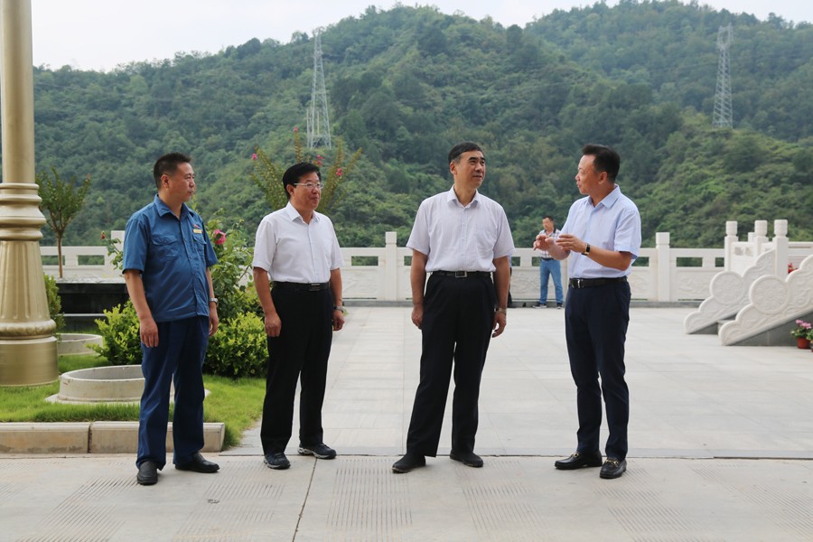 24-2018年8月，全省綠色礦山建設(shè)現(xiàn)場會在金徽股份召開，時任副省長李斌出席會議并做重要講話。.jpg